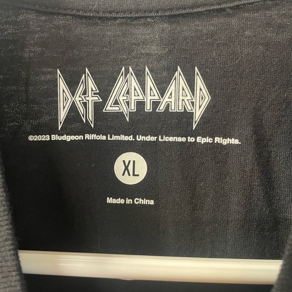 Def Leppard t-shirt - Picture 3 of 3